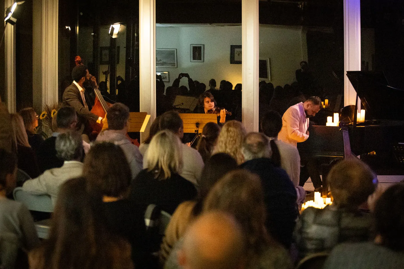 Candlelight dinner during the evening show